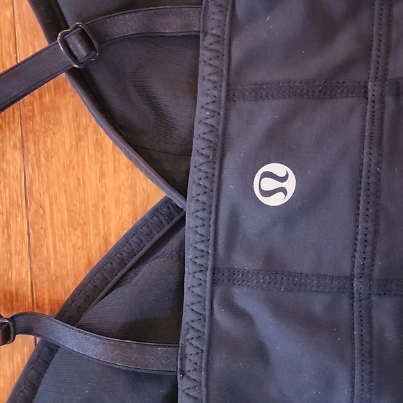 Lululemon womens Eagle Tank Size 10 EUC - Picture 3 of 5
